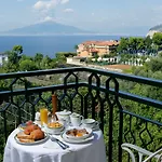 Grand De La Hotel