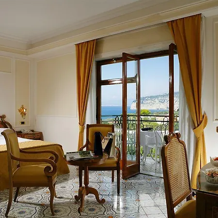 Grand De La Hotel