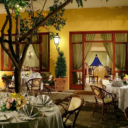 Grand De La Hotel 4*