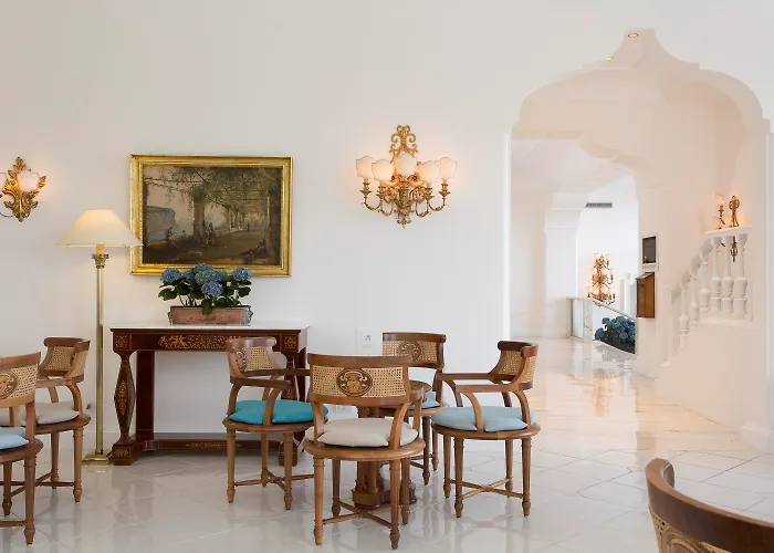 Hotel Grand De La 4*