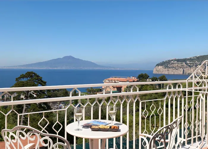 Grand De La Hotel 4*