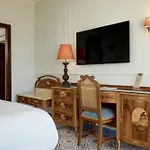 Hotel Grand De La 4*