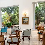 Hotel Grand De La Sorrento