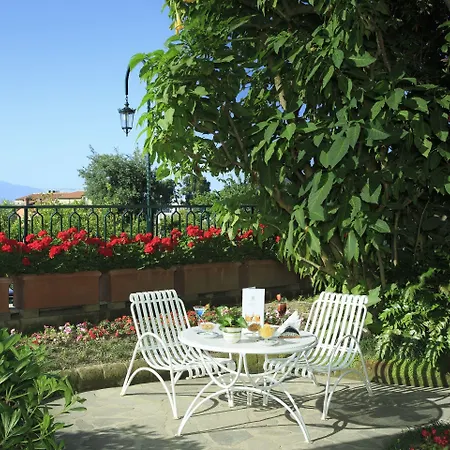 Grand De La Hotel 4*