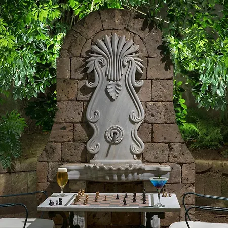 Hotel Grand De La Sorrento