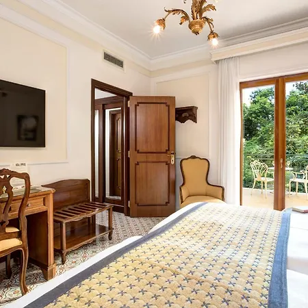 Hotel Grand De La 4*