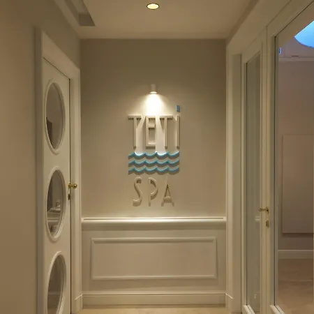 Hotel Grand De La Sorrento