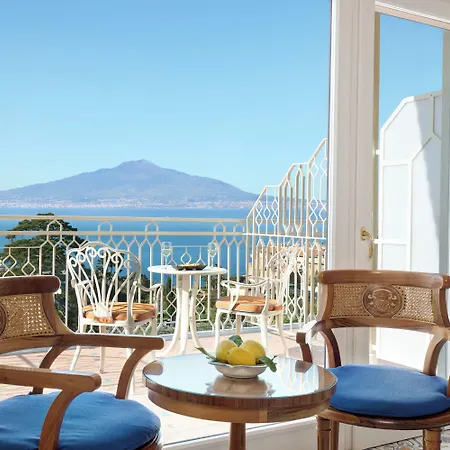 Hotel Grand De La Sorrento
