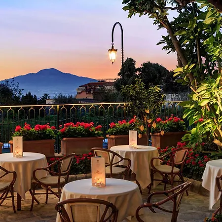 Hotel Grand De La 4*