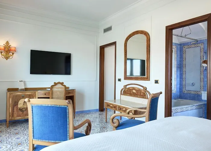 Grand De La Sorrento