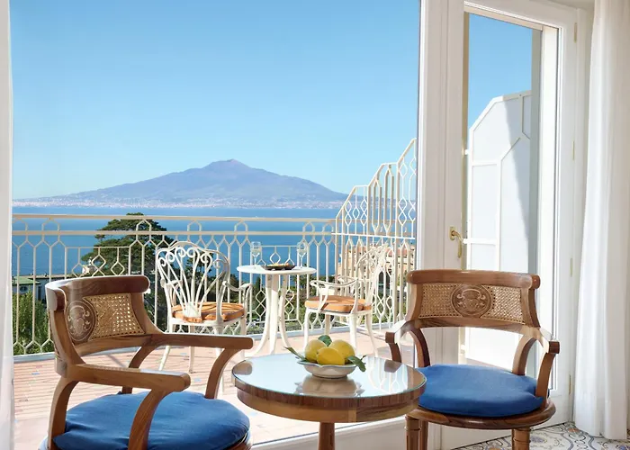 Hotell Grand De La 4*