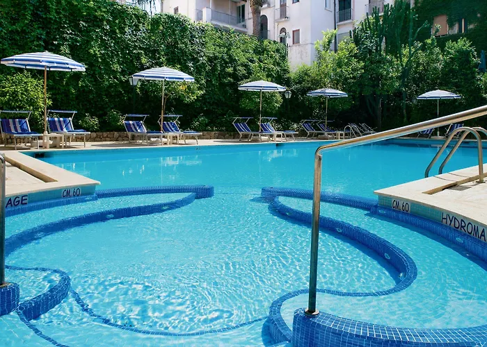 Hotel Grand De La Sorrento
