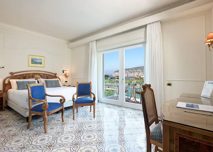 Hotel Grand De La Sorrento