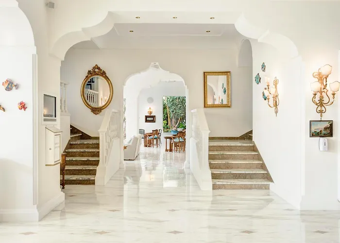 Grand De La Sorrento