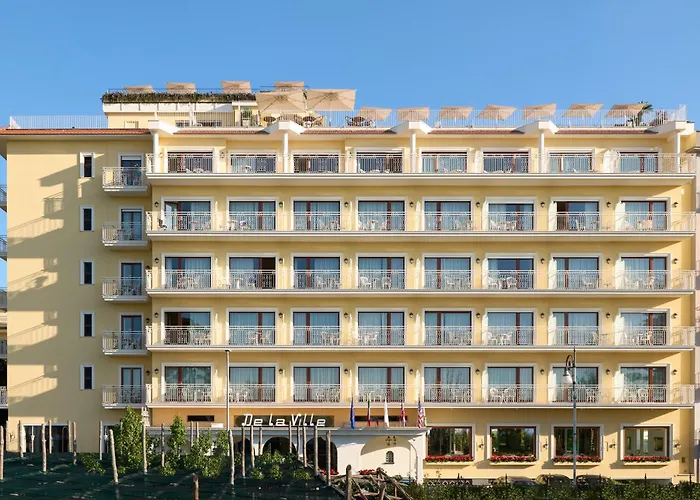 Grand De La Hotel 4*