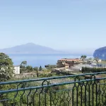 Grand De La Ξενοδοχείο 4*