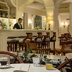 Ξενοδοχείο Grand De La