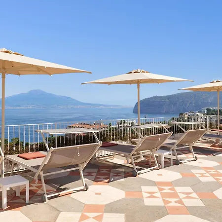 Grand De La Sorrento