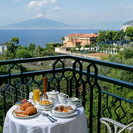 Grand De La Hotel