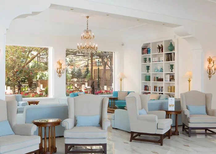 Hotel Grand De La 4*