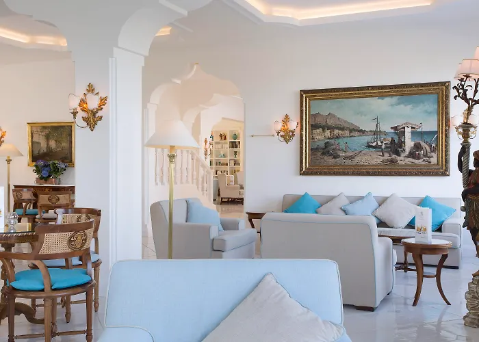 Hotel Grand De La Sorrento